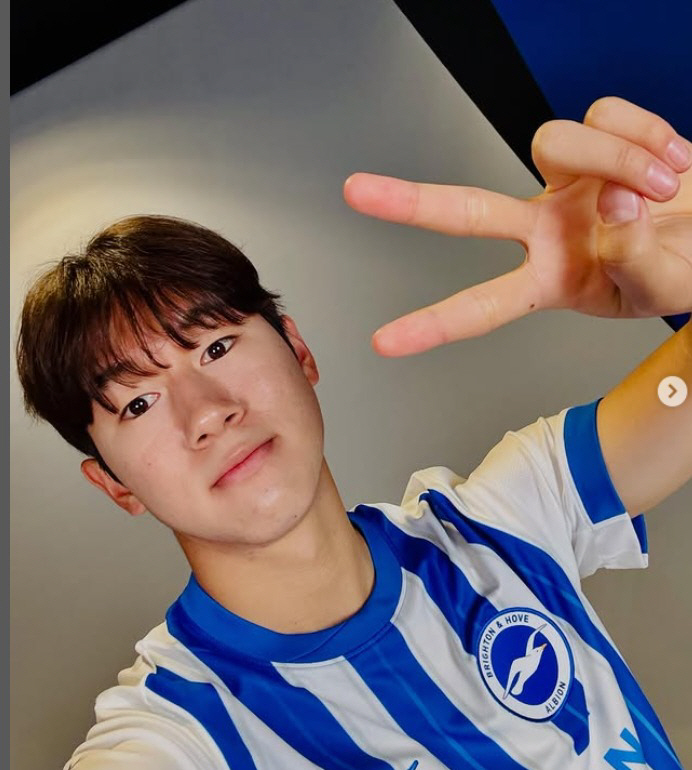 It's just the beginning. 18-year-old Yoon Do-young's transfer to Brighton has skyrocketed in ransom, 550 → 3.8 billion, 680% up already. Why I'm looking forward to more growth