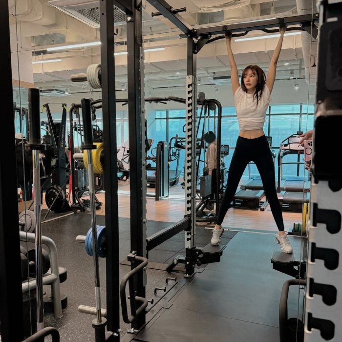 169cm·45kg Yun Eun-hye, working out with her cohabitation manager..S ...