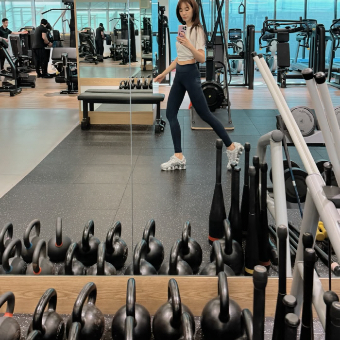 169cm·45kg Yun Eun-hye, working out with her cohabitation manager..S ...