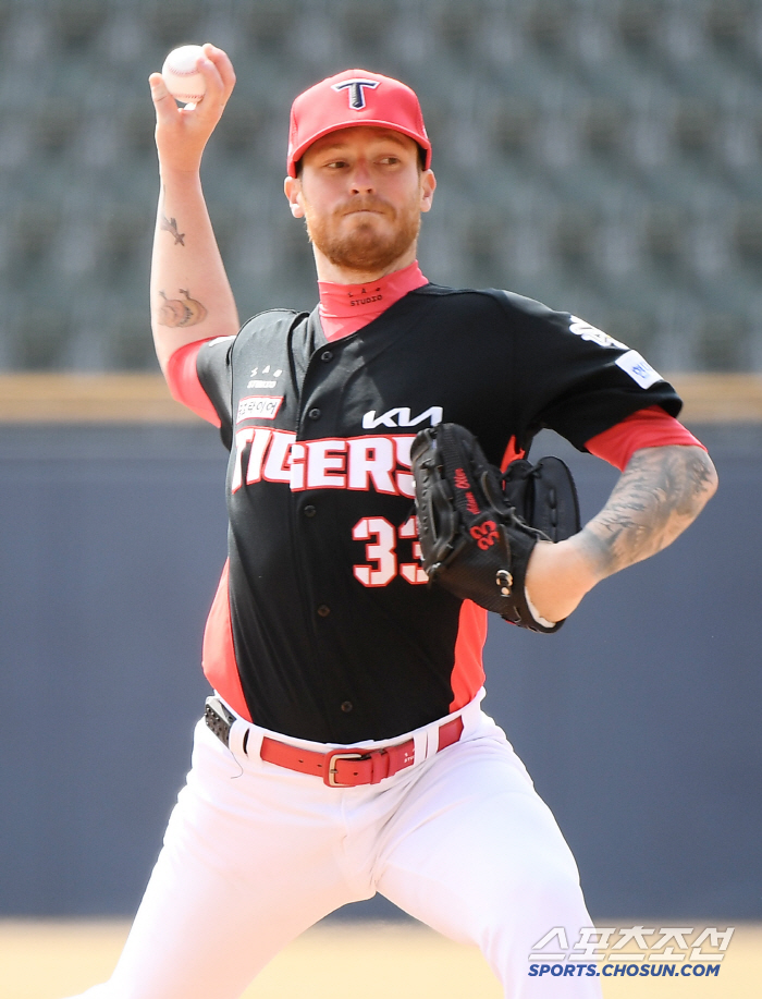 66 nails, Yang Hyun-jong lost four runs, and how did he make his debut as an all-rounder? I can throw more than 90 pitches 