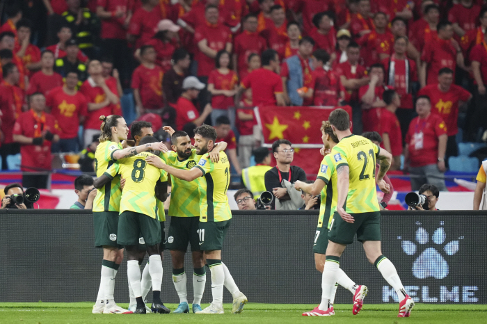 China did China GK's Alkkagi Super absurd mistake! China loses to Australia 02 to North Korea, China, and the U.S. directly frustrated  last place