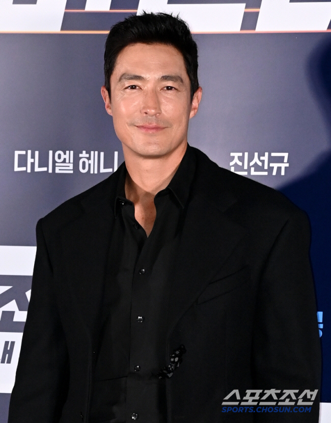 Daniel Henney Wheel Off Time Season 3 Explodes Public Interest..94% of Rotten Tomatoes will be a big hit