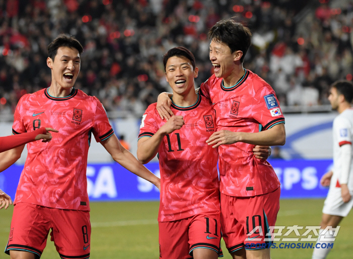  Kim Min-jae's vacancy is still big...Lee Jae-sung's first goal → Park Yong-woo's error → Altamari's equalizer Hong Myung-bo-ho, anxious, 11 in the first half