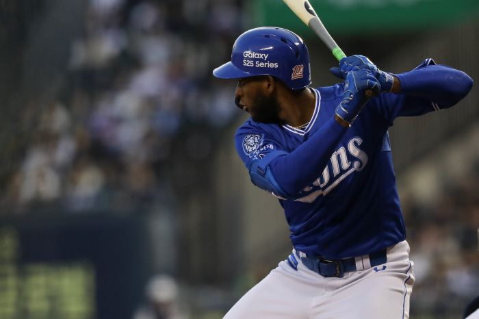 The swing got better Why the first 4 batches of the Diaz season? 0.056, can you target a stronger nail sweeper
