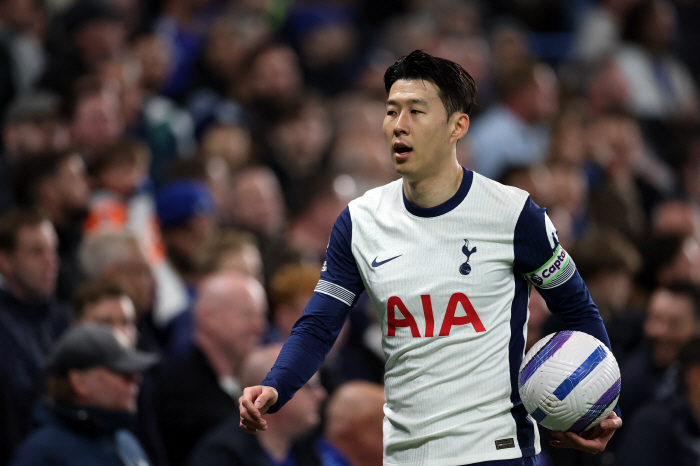 Ah! Son Heung-min's sliding shot through the net is silent full-time  Tottenham, who scored the lowest score, maintains 01 defeat and 14th place against Chelsea, the winning goal of Enso