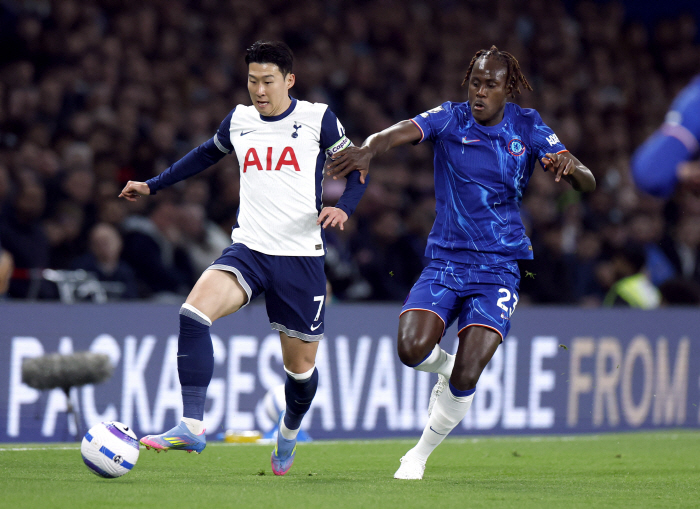 Ah! Son Heung-min's sliding shot through the net is silent full-time  Tottenham, who scored the lowest score, maintains 01 defeat and 14th place against Chelsea, the winning goal of Enso