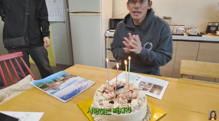 Baek Ji-young, 50 years her junior ♥ Be quiet in anger at the attack on Jeong Seok-won's age (Baek Ji-young)