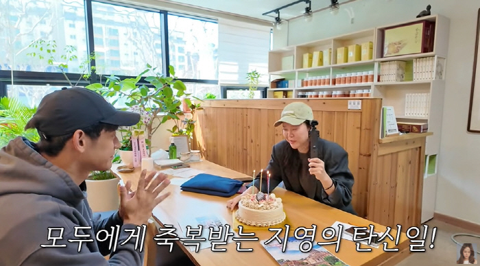 Baek Ji-young, 50 years her junior ♥ Be quiet in anger at the attack on Jeong Seok-won's age (Baek Ji-young)
