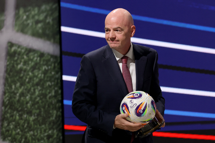 Can't you see Korean soccer at the Olympics again…IOC discusses reducing men's soccer 16→12 team at LA Olympics
