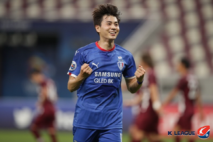 Handsome striker Lim Sang-hyeop and Hyunjae, good bye! Soccer has come all the way here because of my life itself, because of my fans