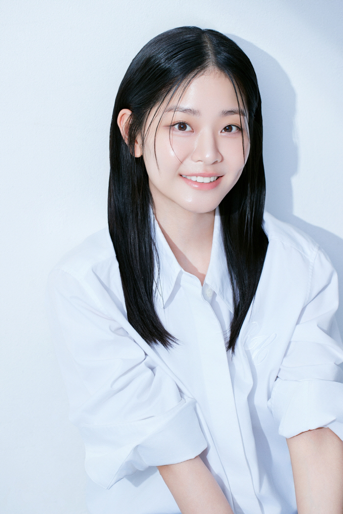  I wanted to find Seulgi's pretty nook..Jung Soo-bin, an outstanding newcomer (comprehensive) found through competition in good faith