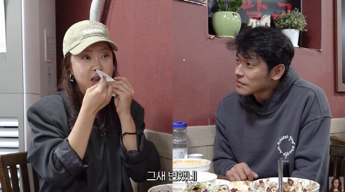 Baek Ji-young changed her 13th year of marriage ♥ She took out red pepper powder stuck in her face when she was upset with Jeong Seok-won (Baek Ji-young)