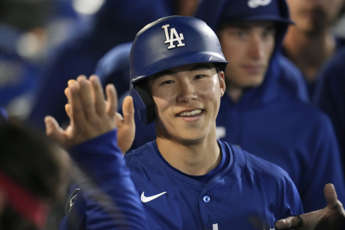 I found a hole to go up! LAD Kim Hye-sung's early call-up possibility is up, and the competition target Pazas also has no hits in three at-bats and a batting average of 0.100. If it collapses 10%, it goes to the minor → Call Kim Hyesung