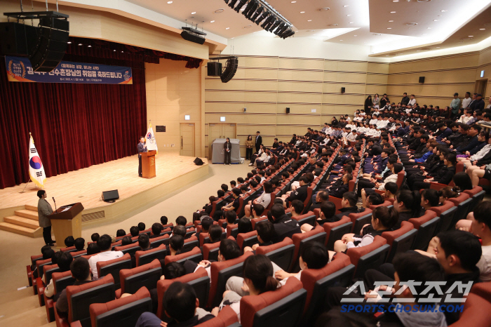 Trust X Growth X Communication Player Village Table tennis legend Kim Taek-soo Inauguration Ceremony for Jincheon Player Village President 