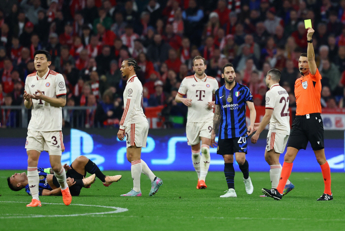 Fortunately, Man Shin-chang was not hurt, Kim Min-jae, who started the UCL with his body, struggled in 74 minutes. Team 12 Lose → Minjae's lowest score