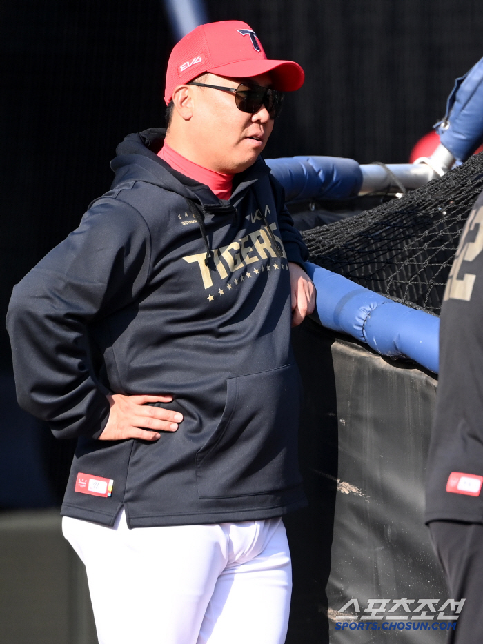 Home runs aren't all you have! Forget the MVP void. Flower director's bitter voice is a huge success...There was a reason for the great pentagon of the late 7th-year prospect. 
