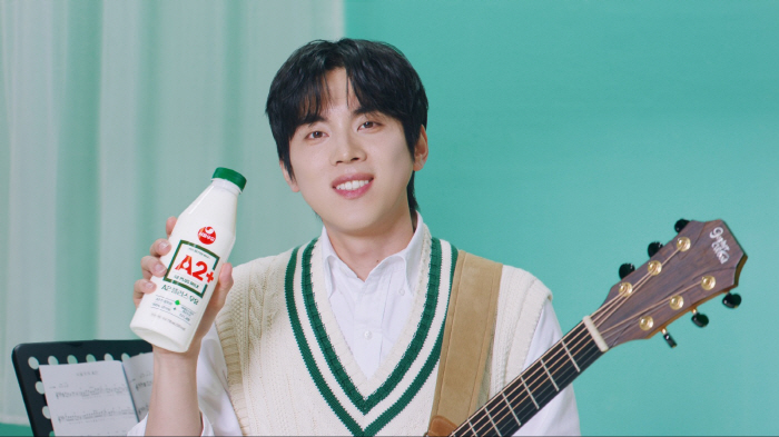  Hong Isaac's OST burst and double celebration...Seoul Milk Picks New Model