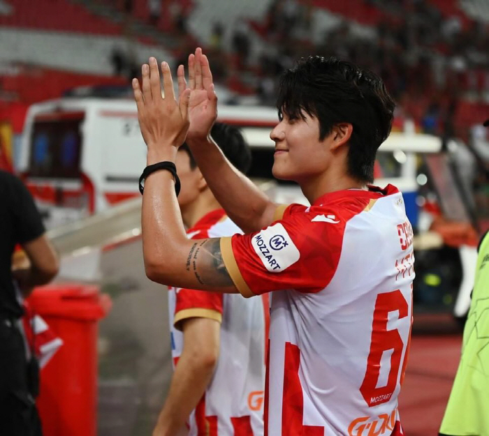One more season! One more season! UAESaudiBelgium Love Call Korea National University Fullback Decides to Remain in Next Season of Bigger Dream instead of Money