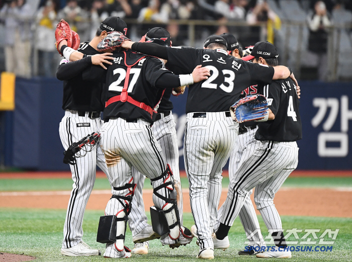 KIA with 3 wins and 13 losses, 6 wins and 10 losses, Kiwoom → 4 wins and 1 loss in their first meeting. The bad feeling has come to an end. LG, which is over the hump, will now meet Doosan and Samsung at home with seven wins and no losses 