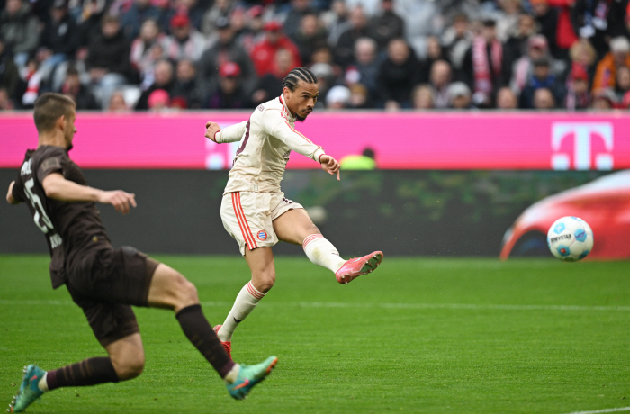 Sorry, SON! I will stay Son Heung-min (34, Bayern Munich) chance completely disappears → Official offer completed to Sane 78 billion mega contract is scheduled