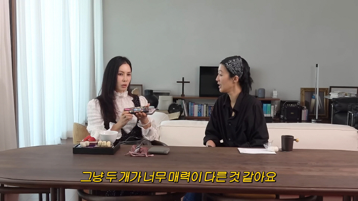  Jang Dong-gun ♥ Ko So-young carries both Galaxy and iPhone..One is a number that only real friends can tell you. (Study king, real genius)