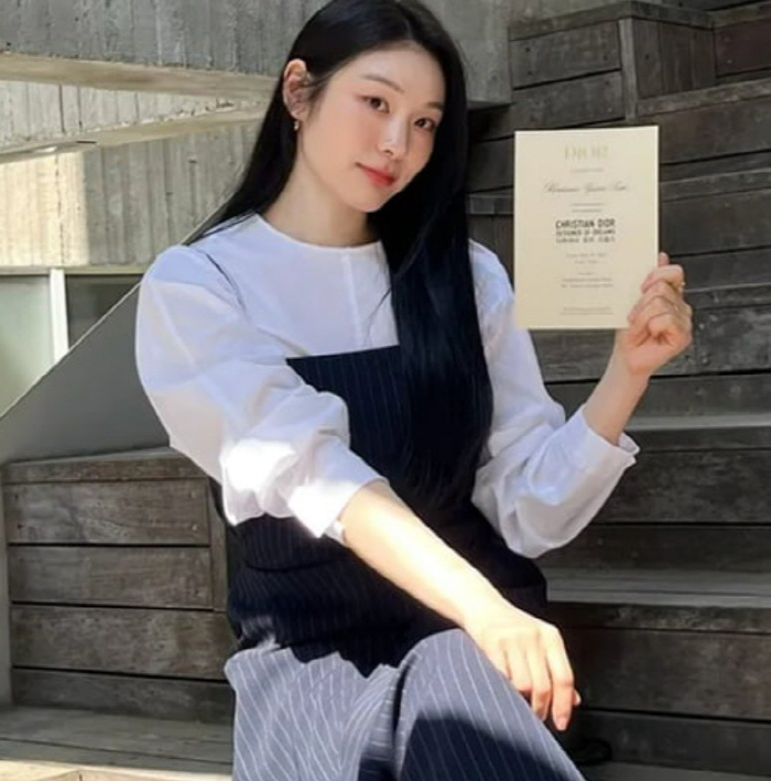  Go Woo-rim ♥ Kim Yu-na, who is about to end her life as a bear, is paying attention to her handsome face