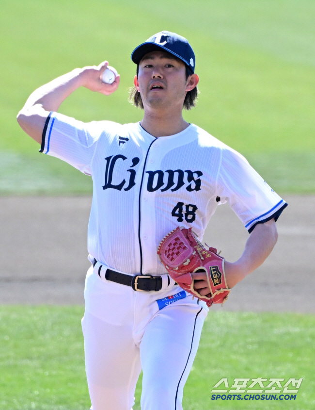 Doosan's batters overwhelmed 156kmh ace, 17 innings of scoring support. Isn't that too much? 