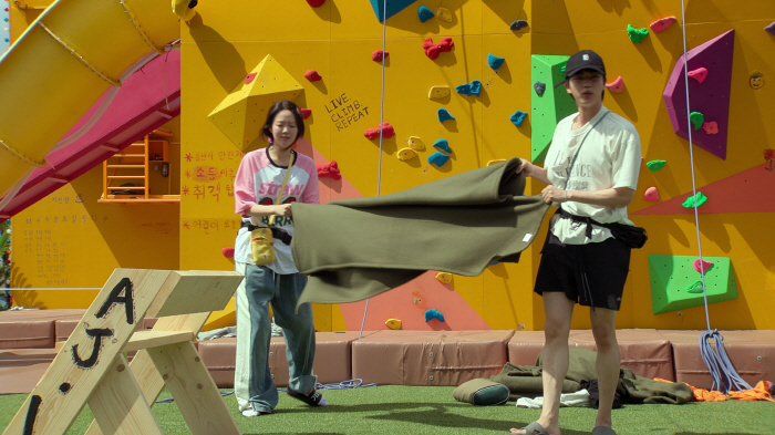 It's a 3.8M rock wall door..Kian 84, mental breakdown at the first child guest → tears (Kianjang)