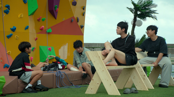 It's a 3.8M rock wall door..Kian 84, mental breakdown at the first child guest → tears (Kianjang)