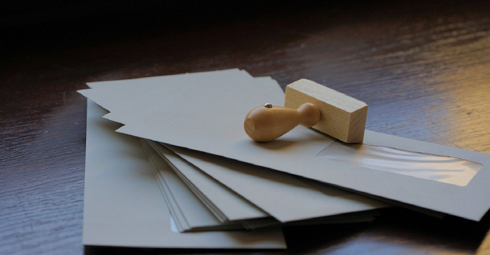 Post office worker who sent condoms and tissues used to female colleagues, the reason is absurd