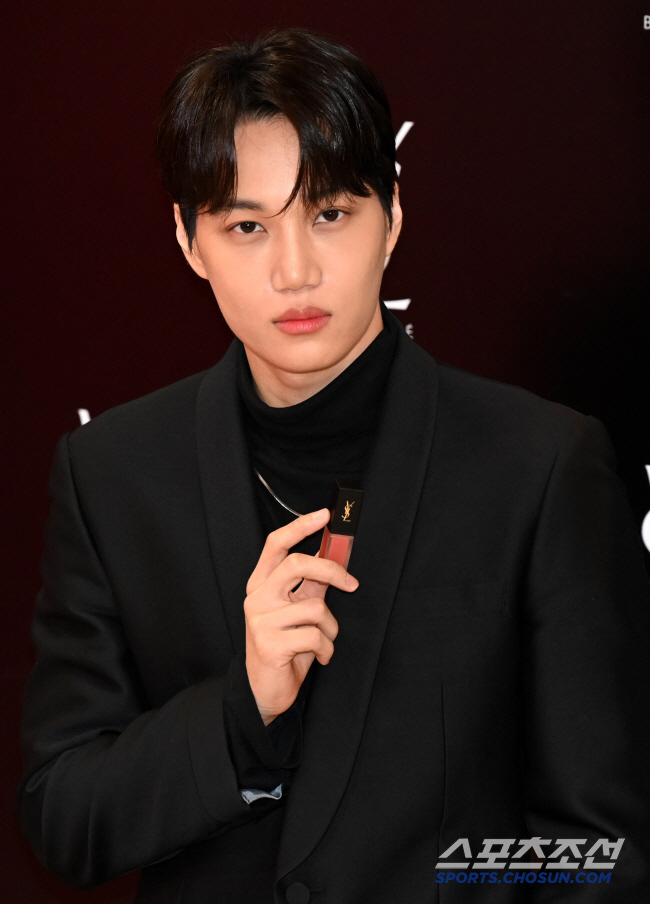 Exo Kai's mental breakdown in terrible wedding scam (trade secret)