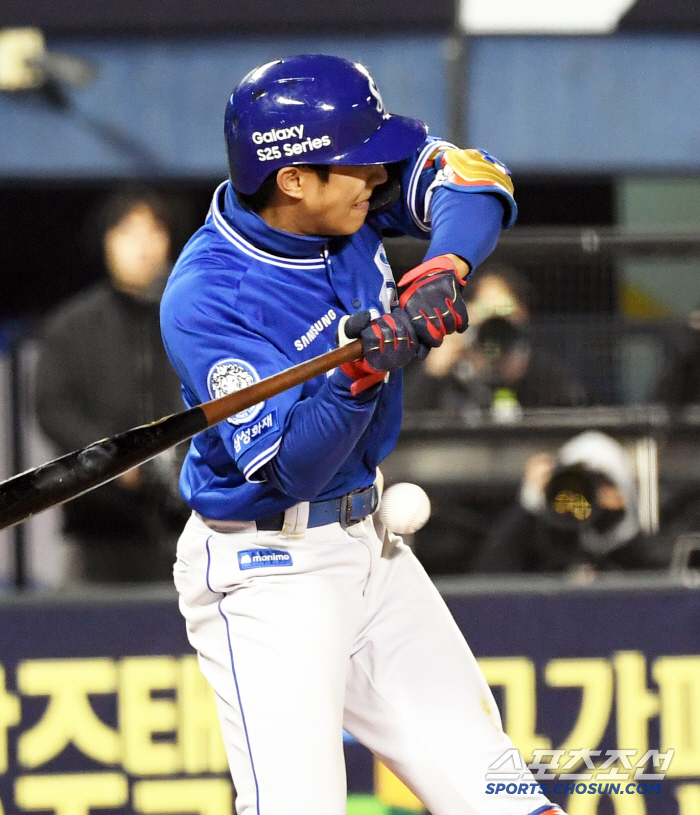 LG's mound is really crazy.L Dong-won Kim Jin-sung, Park Myung-geun, Jang Hyun-sik, achieved a team no-hitter, and won 3-0.There is no losing streak. Samsung has lost three games in a row 