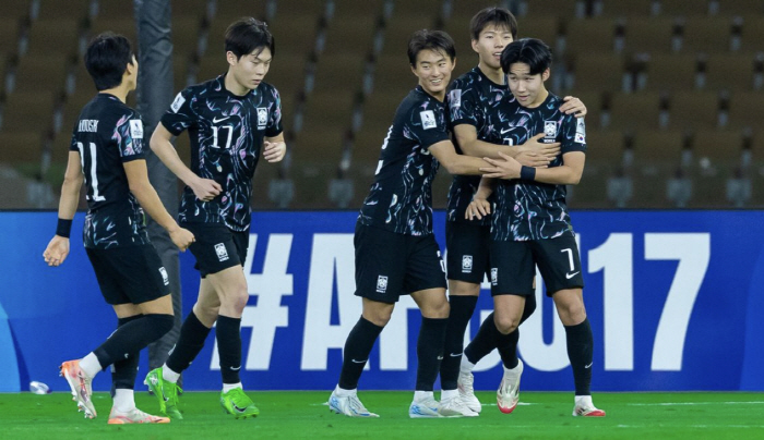 Physical that doesn't look 17 years old → Crash in the final? North Korea's U17, Indonesia 6-0 landslide victory... an interest-shocking goal rush