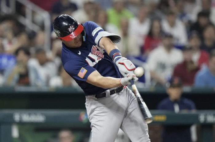 Unfinished Business Trout  Jersey  5×MVP, you really see the combination of these two? WBC national team is in sync