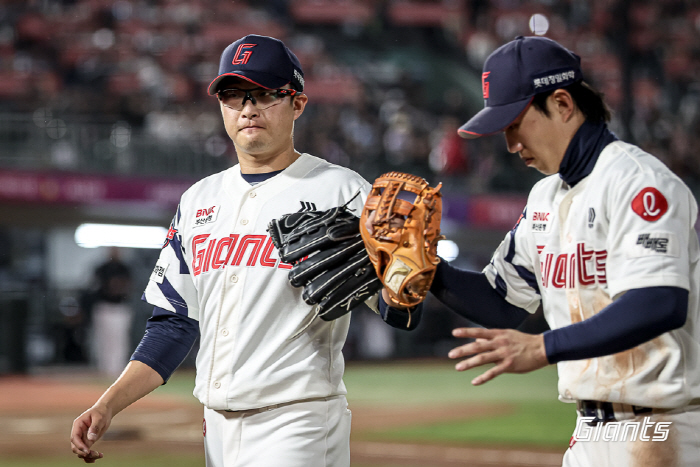 A standing ovation to the spectacles A.C.E! A new personal record of 12K...Up to 151 km fastball → 6 ⅔ scoreless innings 