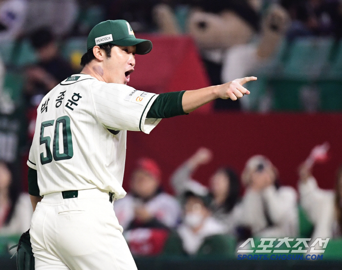 Oh Ji-hwan's winning shot  4 hits exploded, Chirinos won 4 games, and LG has no consecutive lossesSSG, Swamp for 5 consecutive losses 