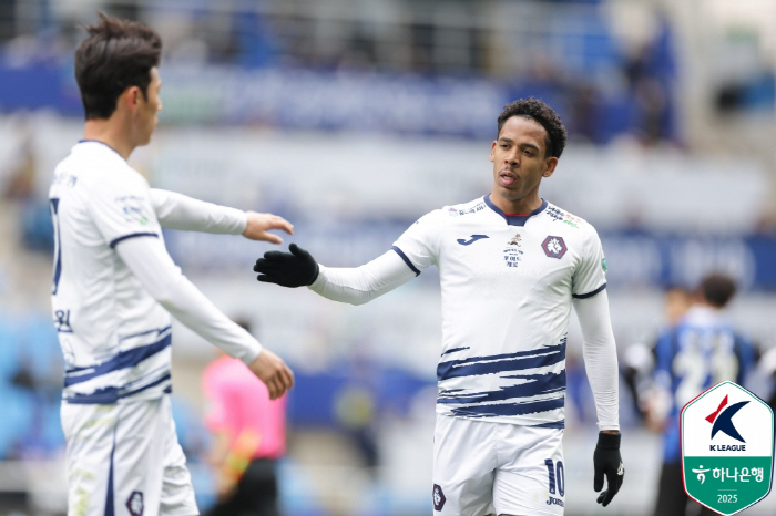 5 times in a row! Pedro Jeon Hyun-byung scored consecutive goals, Chungcheongbuk-do Cheongju, 20 wins over the home turf, multi-goal Incheon, and 30 wins over Cheonan