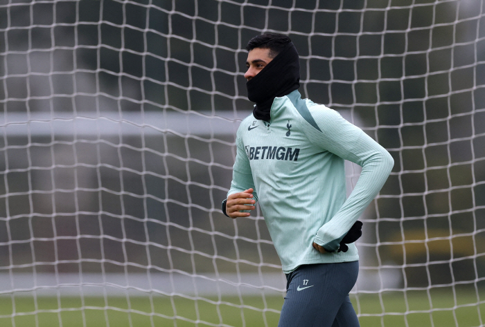 Good-bye SON? As anyone wants! The opponent is chairman Levi. Farewell is not easy. → Give me 130 billion won in transfer fee in front of Tottenham's vice-captain