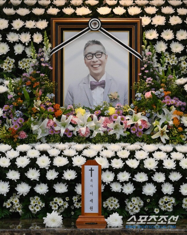Seo Se-won's sudden death in Cambodia still left suspicion of bereaved family members..Father's death is the 2nd anniversary of mysterious death, Seo Dong-ju's tears