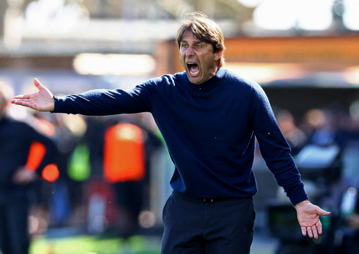 Conte was right to say the bombshell Tottenham are only selfish players, but they haven't achieved anything in 20 years→You can win the league as soon as you go to Naples