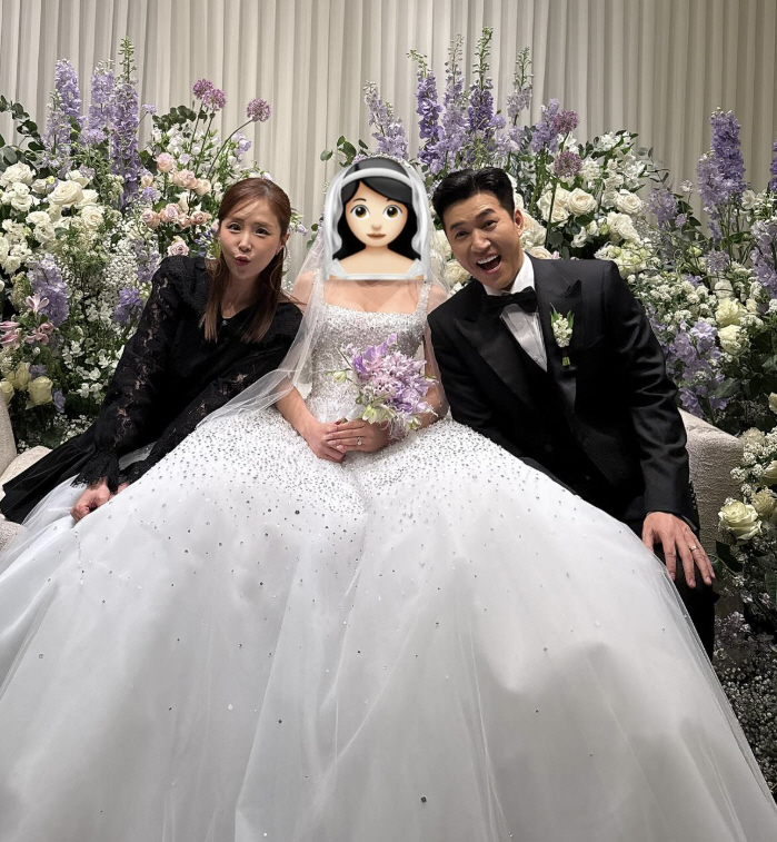 Why did you reveal Father Kim Jong-min's face? In-soon quietly deleted the picture due to backlash
