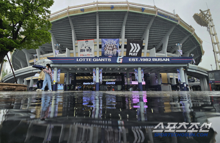 7 consecutive wins vs. 8 wins and 2 losses, the best big match, a day behind...Rain cancellation → We'll go with the starting line