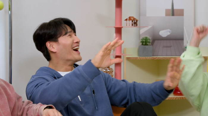 Cut everything except my junior Hong Jinkyung!....Lee Kyung-gyu, why did you yell all of a sudden? (Ok Moon-ah)