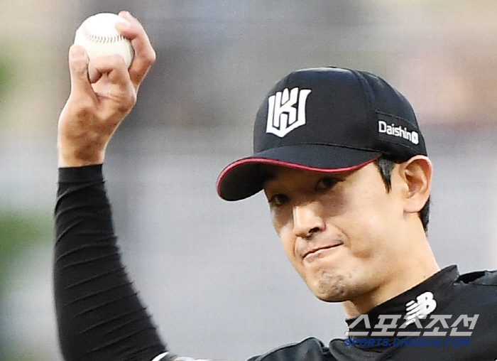 Early strong LG, steady ERA No. 1 KT, and 7 consecutive starts won by Hanwha. Who will be the strongest? 