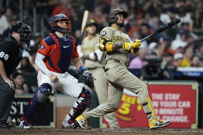 I didn't even know where I fell down, a significant variable that occurred in Lee Jung-hoo's prospective rival, was listed on the IL for the 7th consecutive year