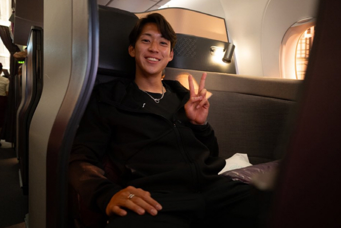 It's comparable to Gwangju...  Team 2 was chartered to Saudi Arabia, and J-League accompanied by an exclusive chef