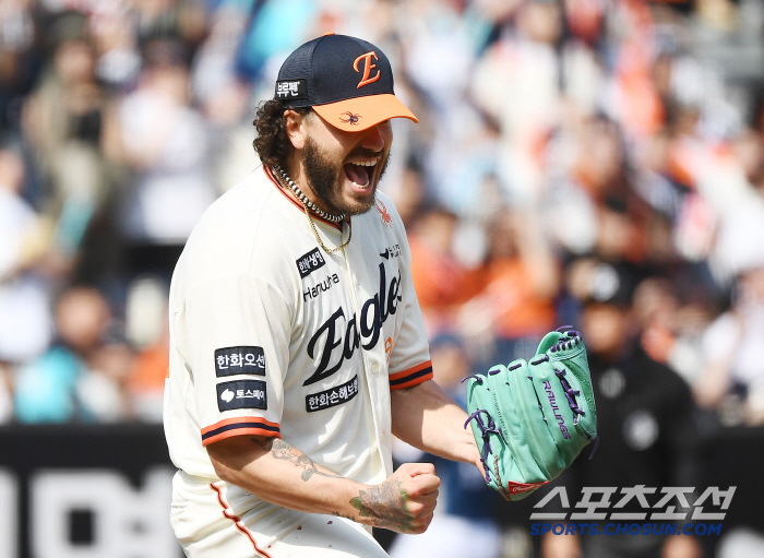 It's faster than winning the championship. The best start in 19 years, how strong Hanwha is now