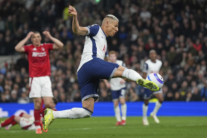 Tottenham humiliated again without Son Heung-min, lost 12 to Nottingham for the first time in 28 years since 1997