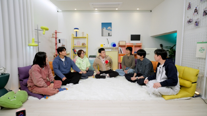 Lee Kyung-gyu, who has been in his 45th year since his debut, had a reason to run for a long time. I shouldn't go out (Ok Moon-ah