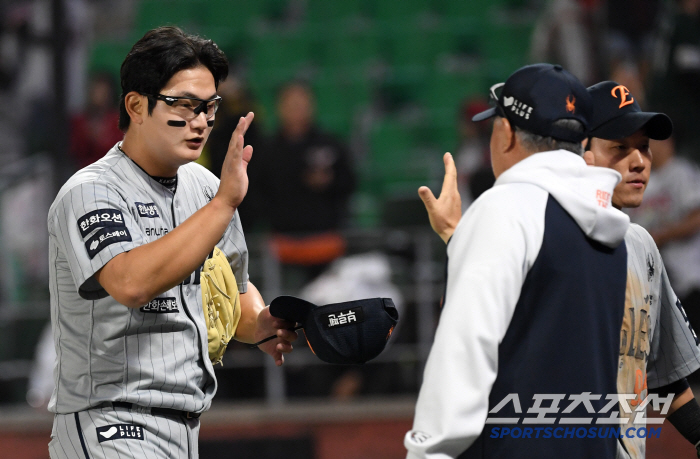 Unbelievable ERA 0.00 Kim Seo-hyun's reversal show, Hanwha's crazy momentum, a determination of the core inquiry